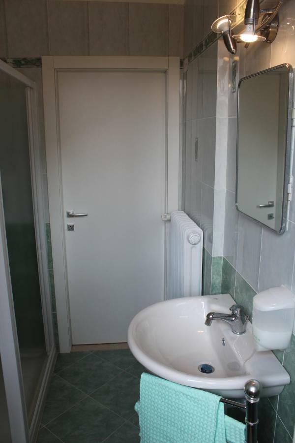 Brezza Di Lago Salo Ngoại thất bức ảnh